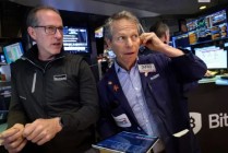 午盘：标普指数创盘中新高 市场聚焦财报与联储会议