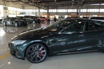 夜间驾驶有哪些实用安全技巧？