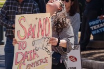 究竟谁在为AI的能源账单买单？数据中心用电成本争议内幕