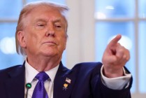 特朗普将与国家安全团队会面 商讨对伊应对方案