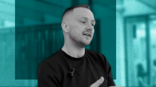 英伟达云服务合作伙伴Nscale拟在IPO前收购美国大型数据中心