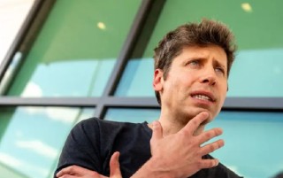 OpenAI CEO：上月年度经常性收入增10亿美元，靠的不是ChatGPT