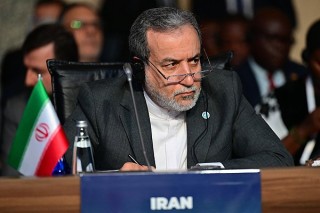 伊外长质问：伊朗何以“重返”谈判桌？