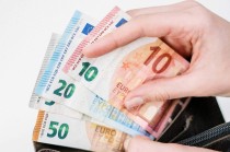什么是LOF递延收益？LOF递延收益对投资有何影响？