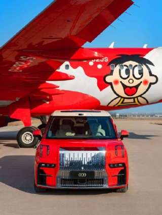 联动了！旺旺副总裁喜提极氪009：还有专属定制皮肤