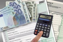 如何判断黄金价格趋势变化？