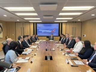 中国进出口银行董事长陈怀宇在澳大利亚开展工作调研