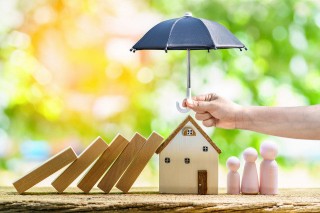 保险的客服服务对客户满意度的影响？