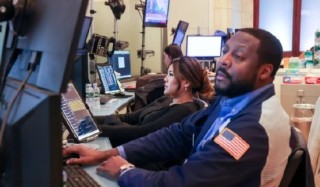 盘前：纳指期货跌0.66% 小摩与美银坚定6000美元金价信仰