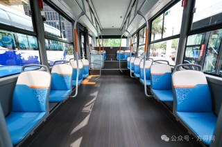 30万辆公交面临“以旧换新”！宇通公交方案再升级！丨头条