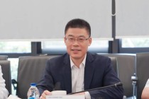 应长明任中共上海市金融工作委员会副书记