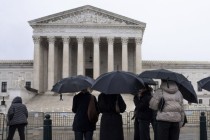 最高法院阻止关税重击后，特朗普开辟新道路