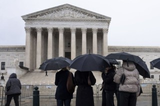 最高法院阻止关税重击后，特朗普开辟新道路