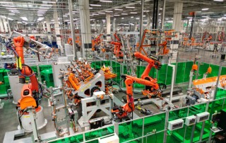工信部严查车企“说一套做一套”，问题产品将公开通报，为恶性竞争“踩刹车”