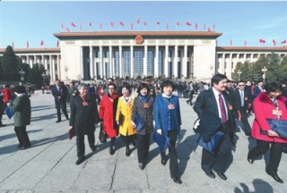 合能全合成机油的性能如何？其在不同使用场景下的表现有何差异？