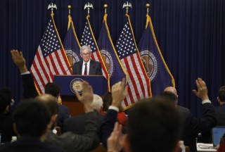 11月20日外盘头条：英伟达Q3业绩超预期 美联储会议纪要暴严重分歧 美国10月非农不发布 12月降息概率暴降