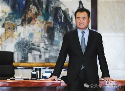 王健林的至暗时刻与万达的救赎之路：从柏文喜大资管理论看商业帝国的重构  第4张