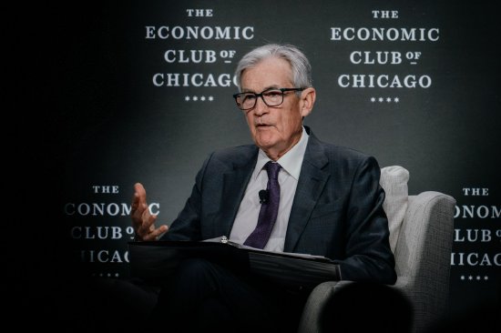 特朗普故布关税迷阵 鲍威尔陷入四面埋伏  第2张