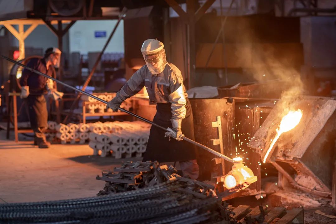 钢价“跌成白菜”:市场寒冬背后的深层震荡 第4张 钢价“跌成白菜”:市场寒冬背后的深层震荡 第4张