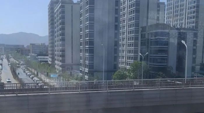 多项目陷维权争议，北京楼盘竞争加剧下，中海地产口碑“保卫战”如何破局？  第4张