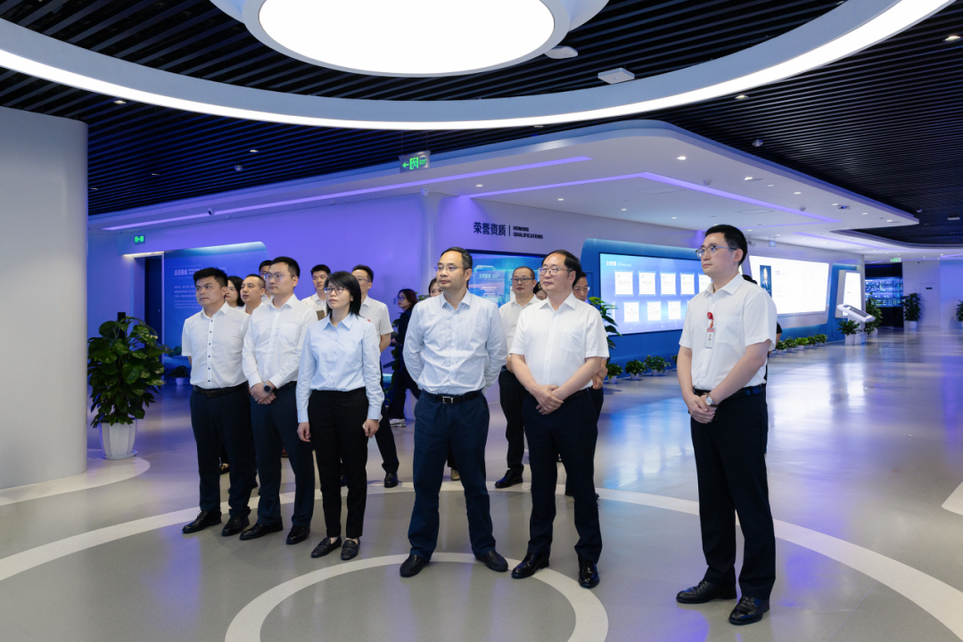 宁德时代市场体系联席总裁、零碳能源事业部总裁郑叶来一行莅临通威座谈交流  第1张