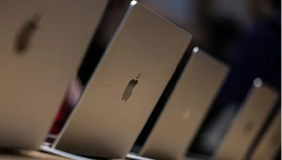 苹果被曝明年将发布首款低价MacBook,回应严控中国线下渠道 第3张 苹果被曝明年将发布首款低价MacBook,回应严控中国线下渠道 第3张