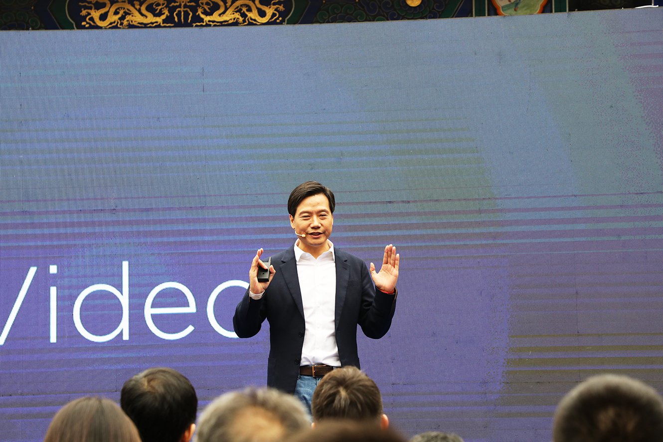 602天、不足20个月,小米汽车第50万辆正式下线!雷军亲自到场见证,透露2025年全年交付计划 第3张 602天、不足20个月,小米汽车第50万辆正式下线!雷军亲自到场见证,透露2025年全年交付计划 第3张