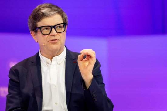 Meta人工智能方向转向闭源模式 据悉训练模型的工具包括通义千问 第3张 Meta人工智能方向转向闭源模式 据悉训练模型的工具包括通义千问 第3张