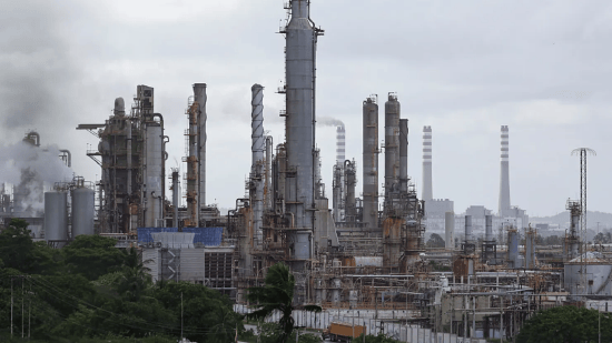 分析师：委内瑞拉马杜罗政权遭遇颠覆在短期内不太可能撼动能源市场！人们突然开始意识到我们未来需要更多石油了  第1张