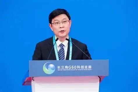 昔日黄金拍档再聚首 开年工行行长刘珺会见交行董事长任德奇共话大行协同  第1张