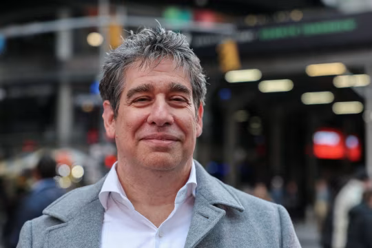 Palo Alto网络创始人拟收购加州银行，用于AI业务改造  第1张